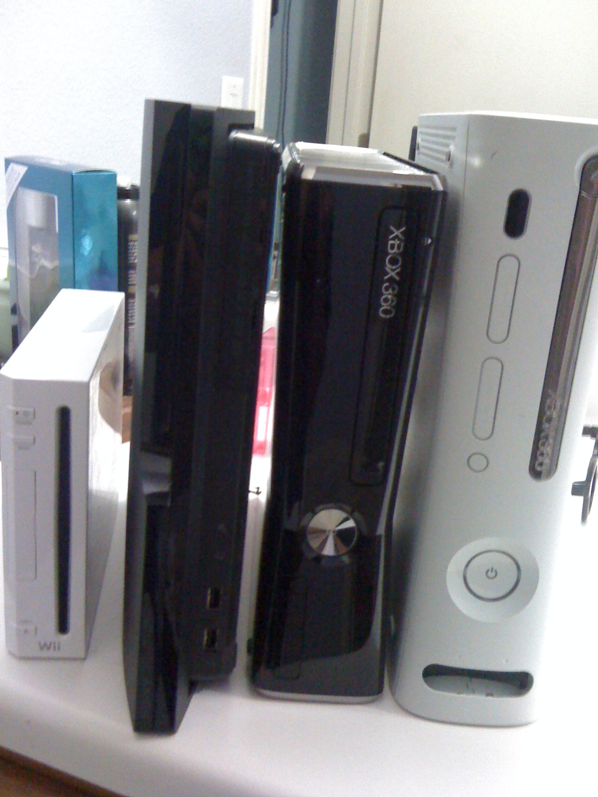 Comparative Xbox 360 fat vs Xbox 360 Slim 