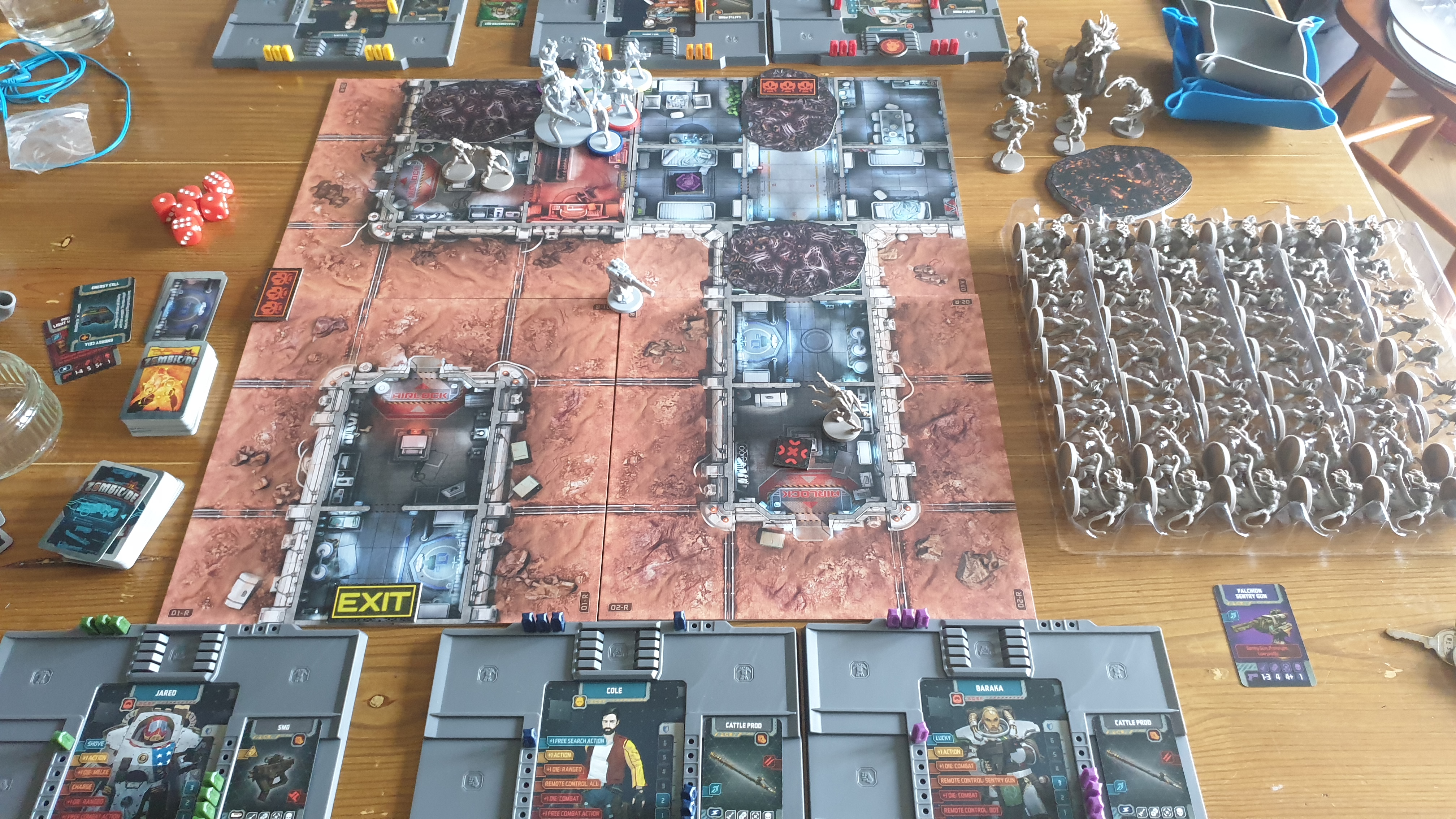 Zombicide Invader Review - Successfully Sci-Fi - Just Push Start